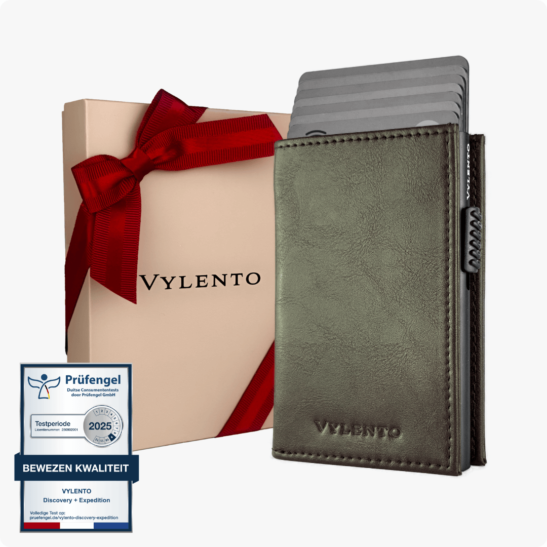 Discovery Card Holder Olive Green