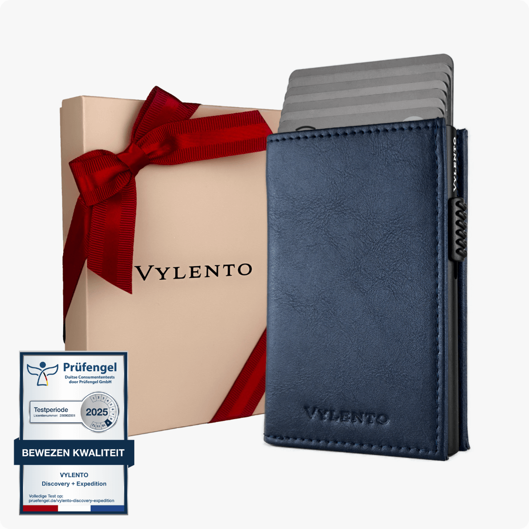 Discovery Card Holder Navy Blue