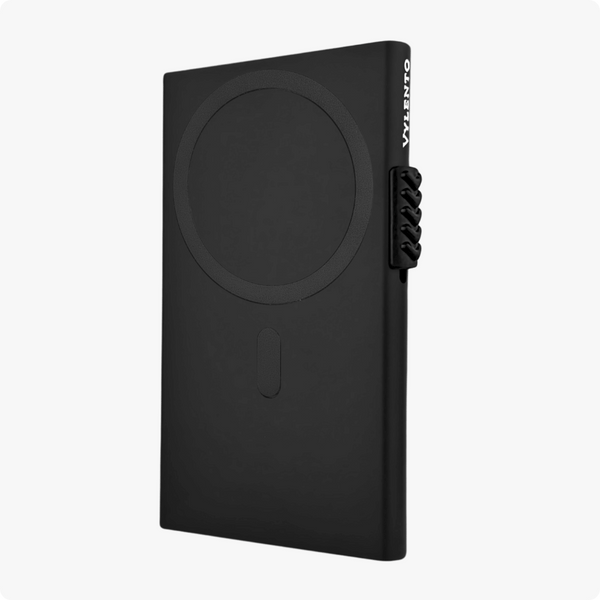 Explore MagSafe Smart Wallet